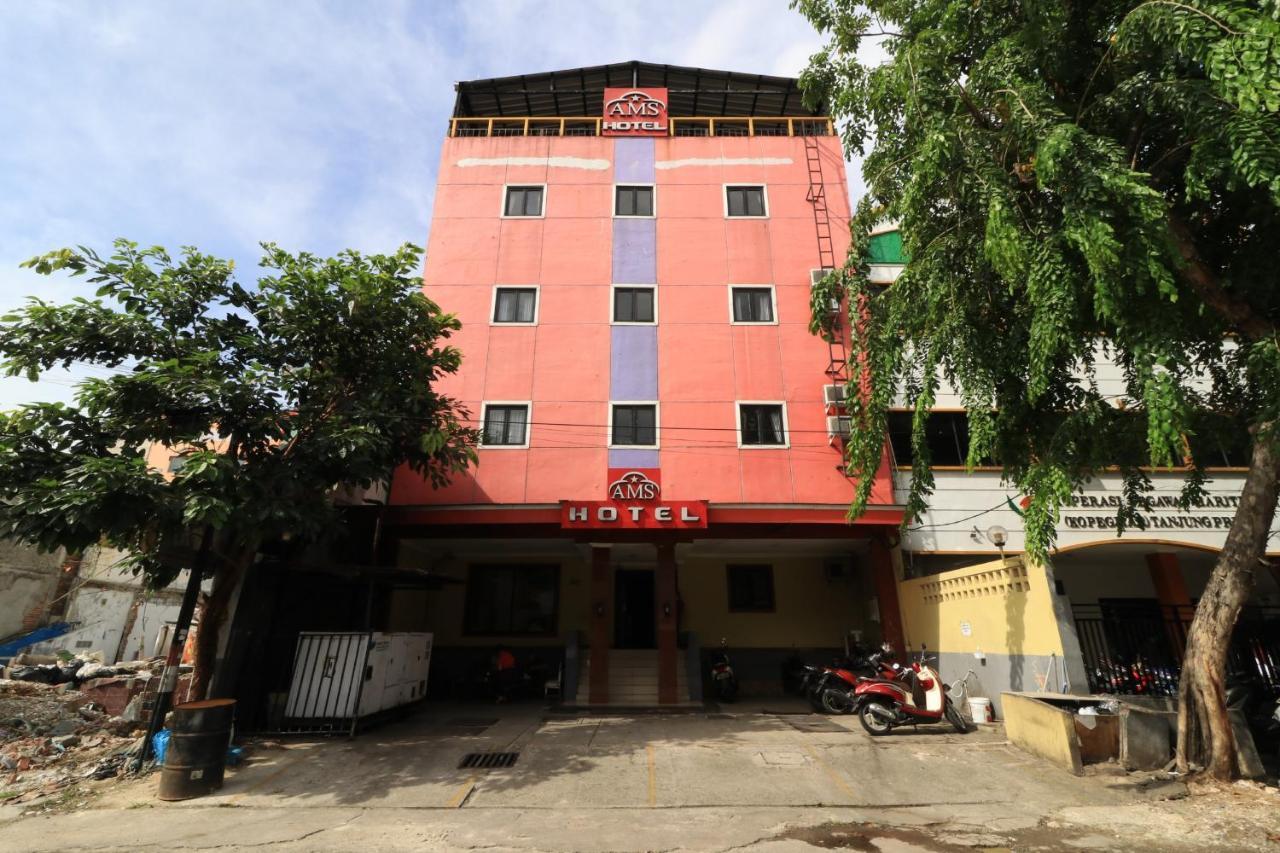 Ams Hotel Koja Jakarta Exteriör bild