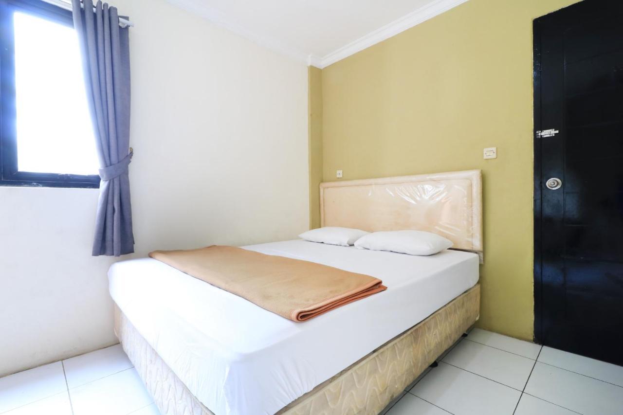 Ams Hotel Koja Jakarta Exteriör bild
