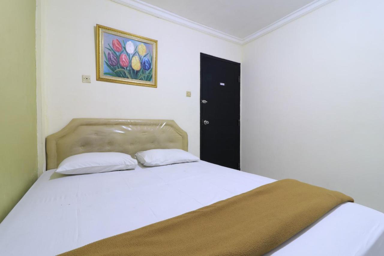 Ams Hotel Koja Jakarta Exteriör bild